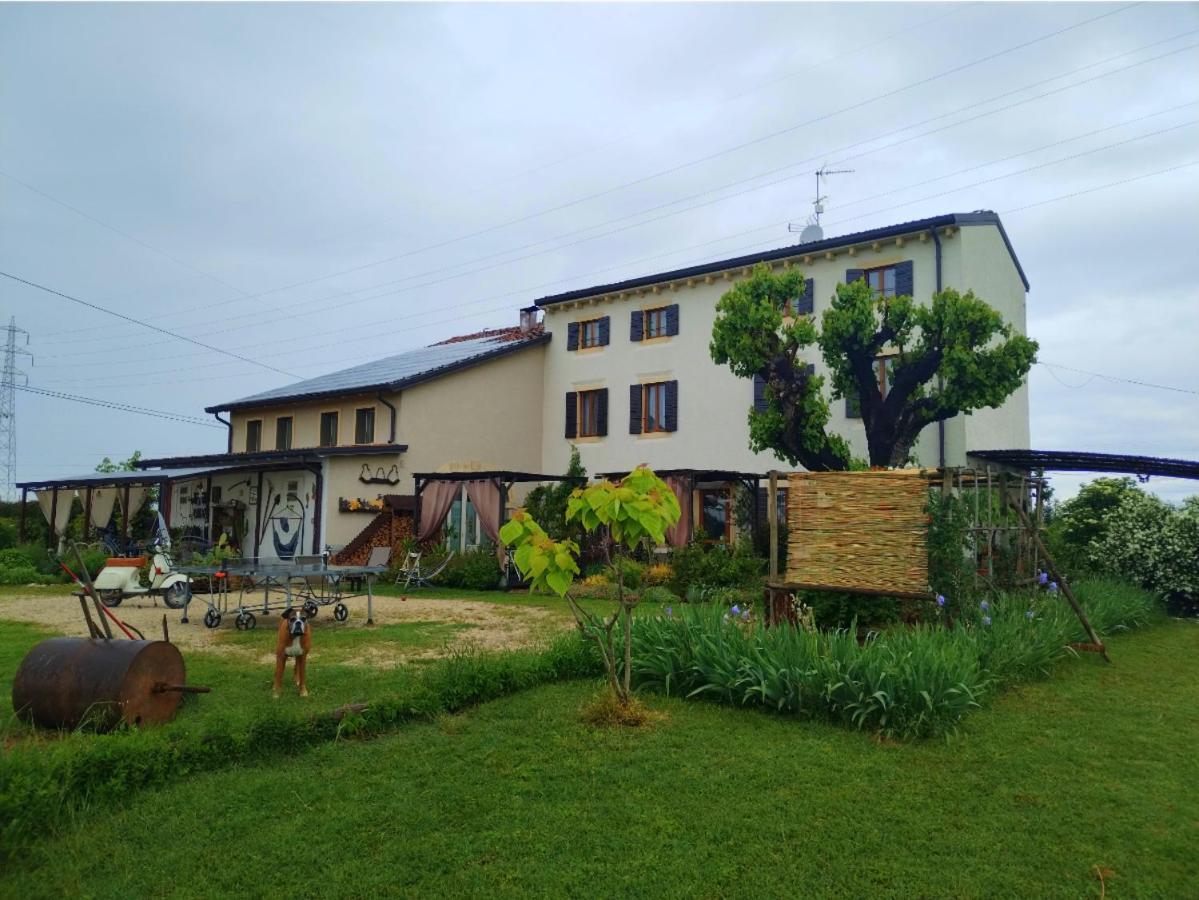 Bed and Breakfast Ca' Blanca Кастельнуово-дель-Гарда Экстерьер фото